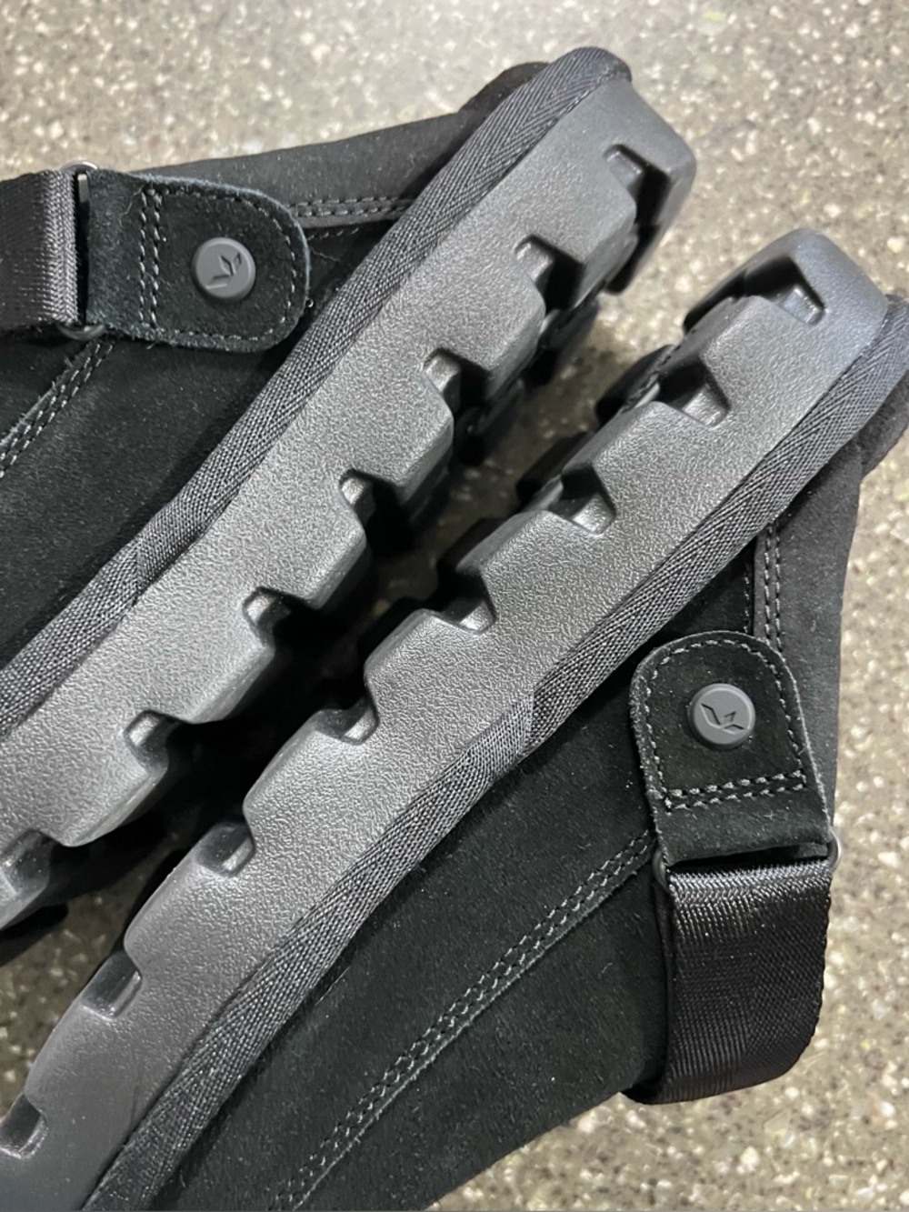 NEW Koolaburra by UGG Suede Convertible Tizzey Clogs Slides Slip On Casual Shoes - Picture 13 of 15